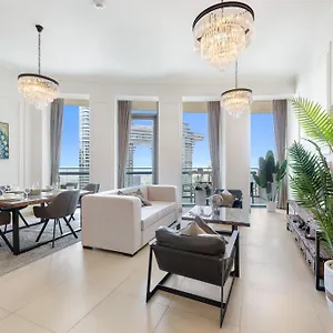 Stylish 2br In Downtown With Sea And Views دبي